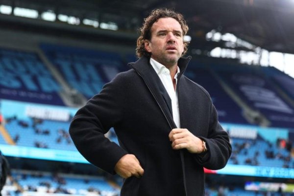 红涨股票配资 哈格里夫斯：比赛前一天我去了卡灵顿基地，曼联全队信心十足